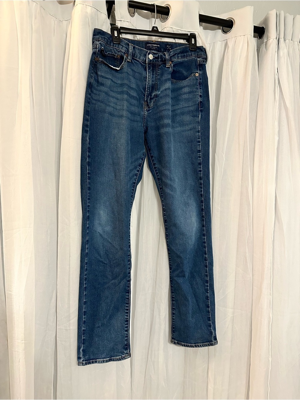 Lucky Brand Men's Light Blue Denim Jeans with Contrast Stitching